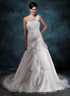 Robe de Mariée Ligne-A/Princesse Une epaule Traîne Chapelle Organza Satin Robe de Mariée avec Ondulé Dentelle Perlé Fleurs (002004545)