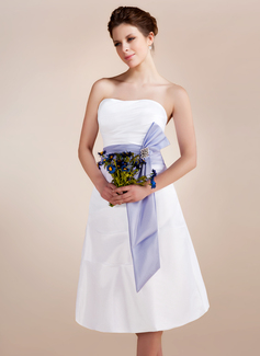 Robe de Mariée Ligne-A/Princesse Cœur Mi-longues Taffetas Robe de Mariée avec Ondulé Echarpes Broche florale en cristal (002001583) Robe de Mariée Ligne-A/Princesse Cœur Mi-longues Taffetas Robe de Mariée avec Ondulé Echarpes Broche florale en cristal (002001583)