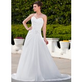 Ligne-A/Princesse Cœur Traine courte Taffetas Robe de Mariée avec Ondulé Dentelle Perlé (002012023)