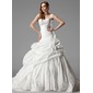 bal Cœur Traîne Chapelle Taffetas Robe de Mariée avec Ondulé Dentelle Fleurs (002000461)